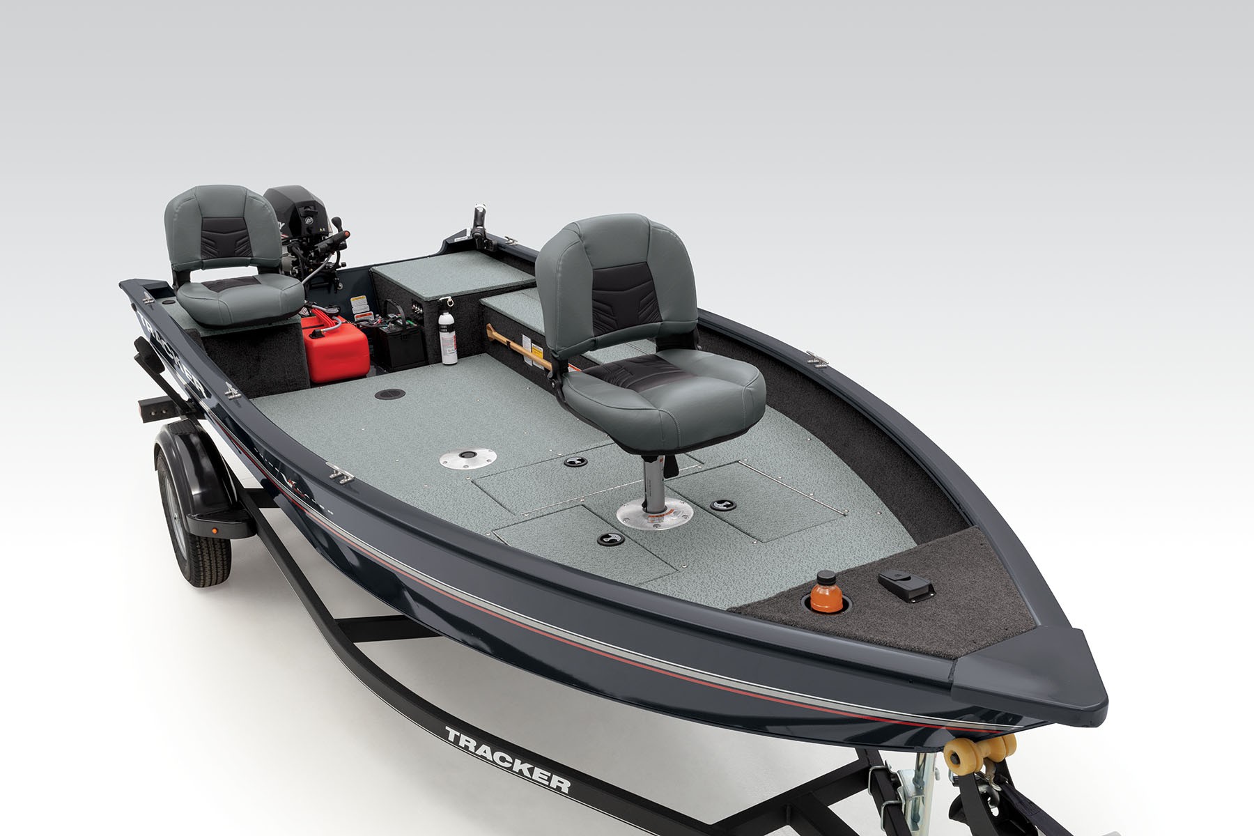 2019 Guide V-16 Laker Dlx T - Tracker Deep V Multi-species Boat